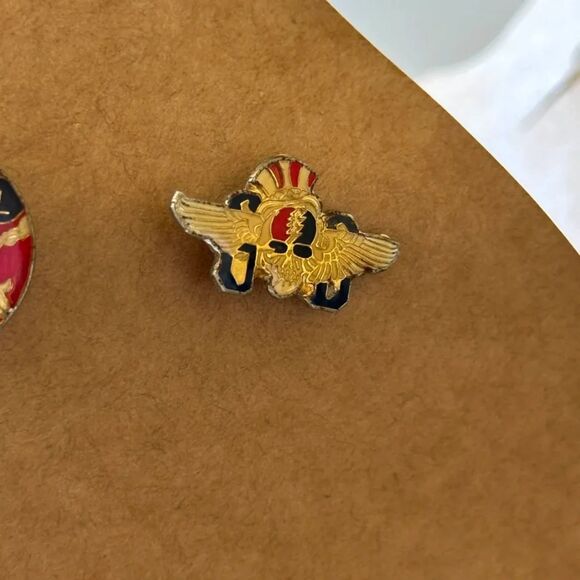 Vintage 70s Grateful Dead Skeletons From The Closet Pin Bundle Of 2 - Picture 3 of 6